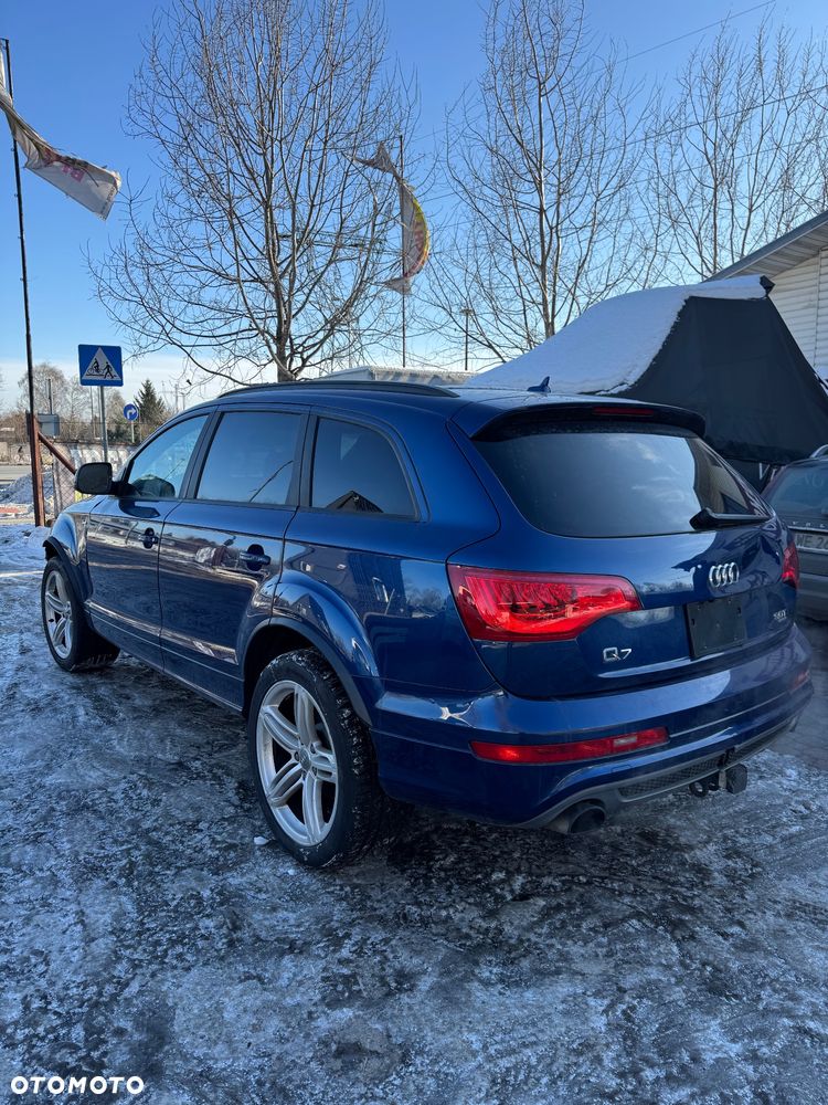 Audi Q7 - 10