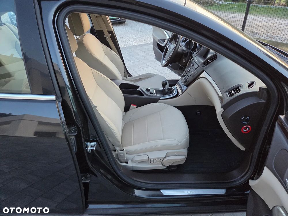 Opel Insignia 2.0 CDTI Cosmo - 16