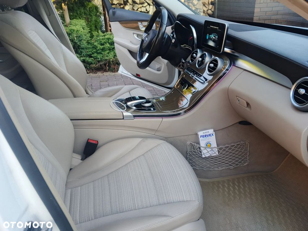 Mercedes-Benz Klasa C 200 (BlueTEC) d 7G-TRONIC - 35