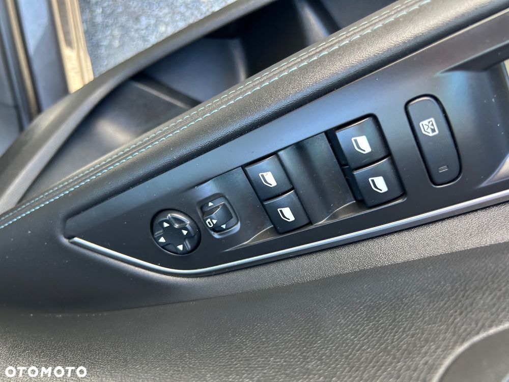 Peugeot 5008 2.0 BlueHDi Road Trip S&S EAT8 - 15