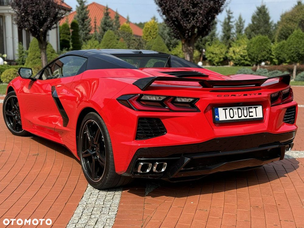 Chevrolet Corvette - 23