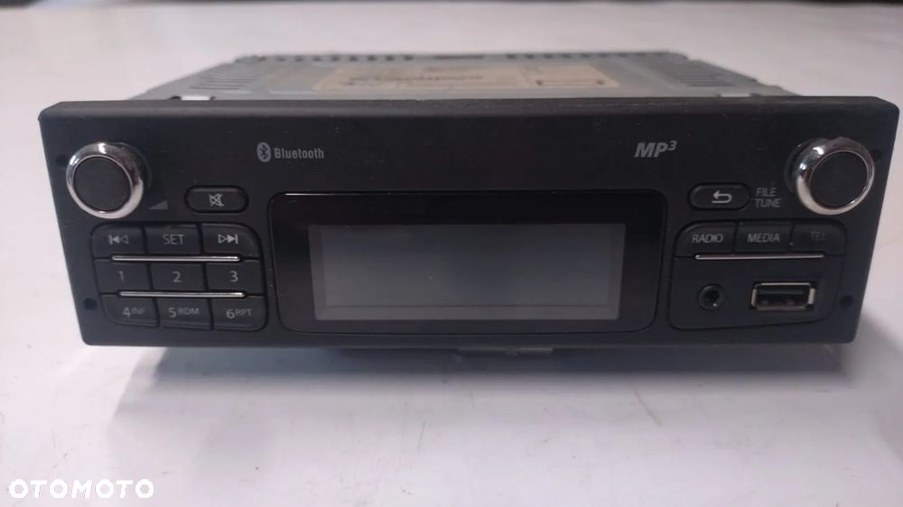 RADIO MASTER MOVANO NV400 10- 281152140R NO 725/153 - 2