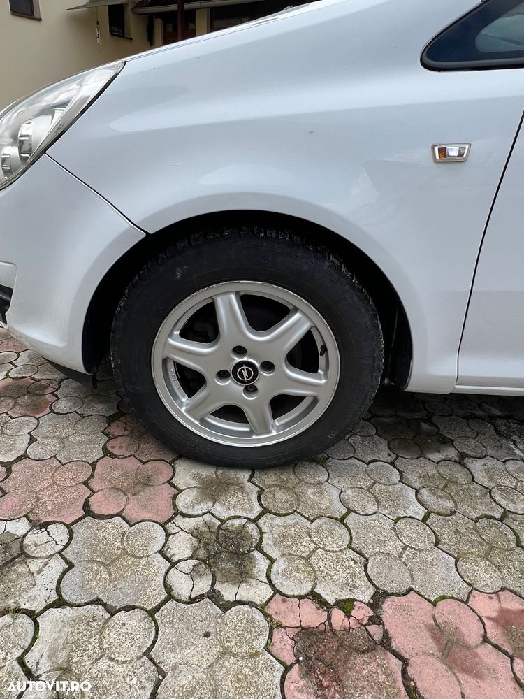 Opel Corsa - 14