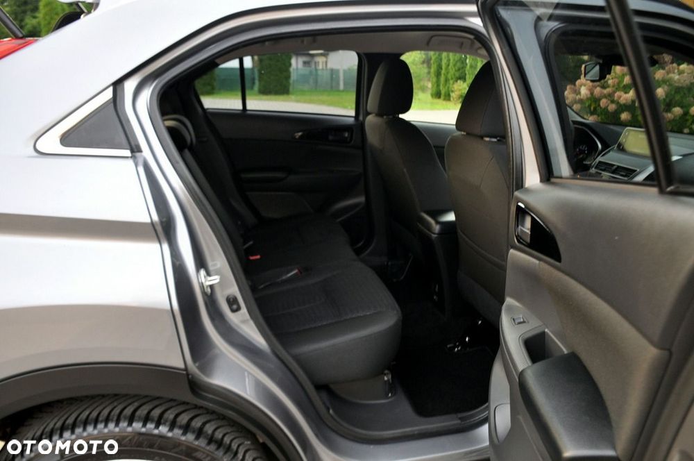 Mitsubishi Eclipse Cross - 19