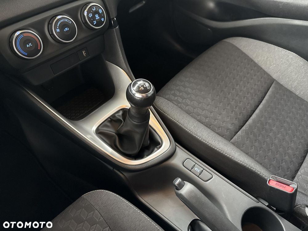 Toyota Yaris 1.0 Comfort - 24