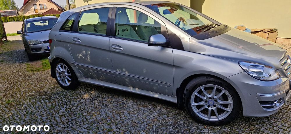 Mercedes-Benz Klasa B 180 CDI DPF Autotronic Special Edition - 8