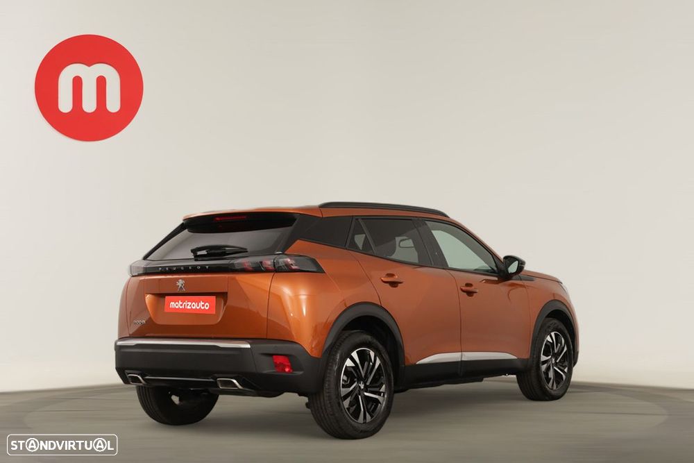Peugeot 2008 1.2 PureTech Allure EAT8 - 4