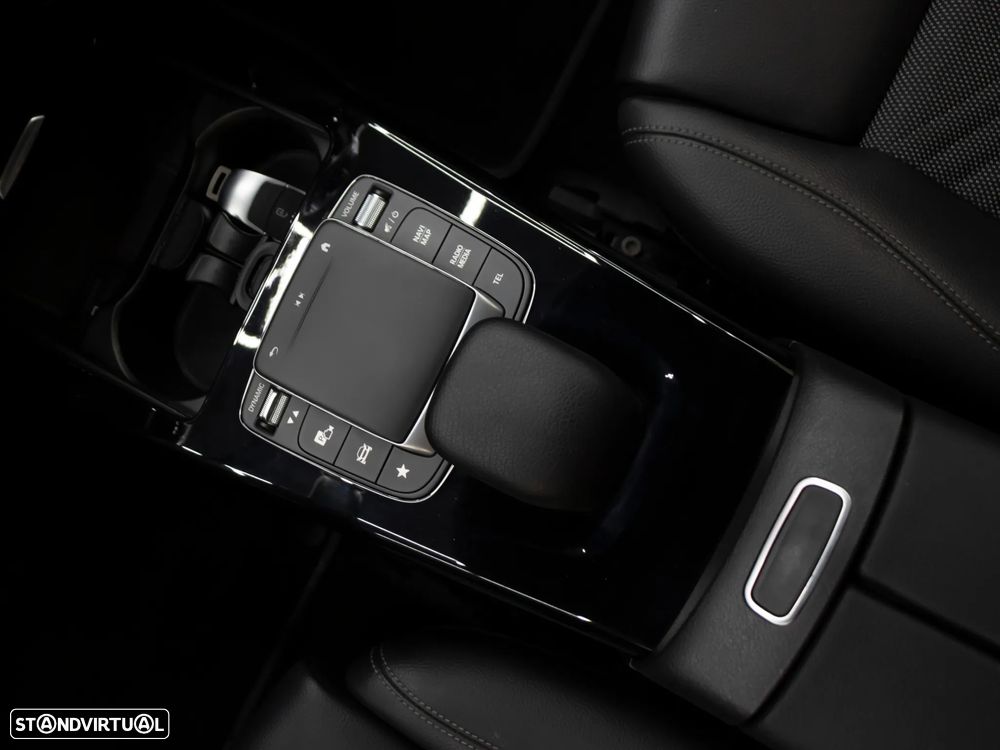 Mercedes-Benz A 250 e Style Plus - 37