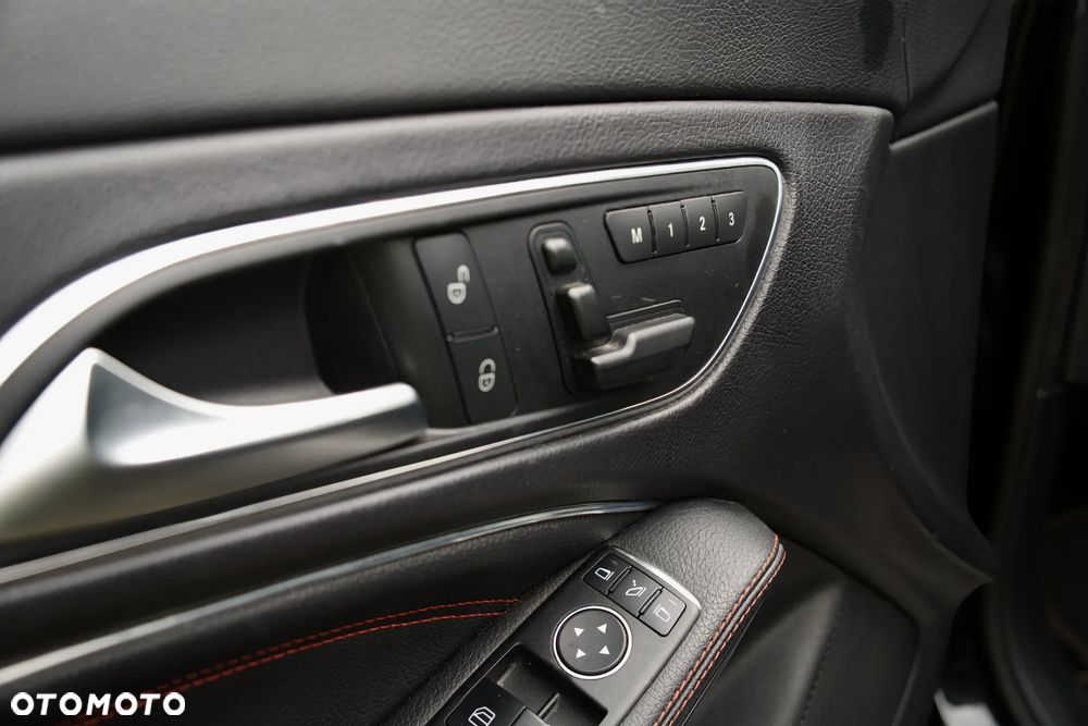 Mercedes-Benz CLA - 10