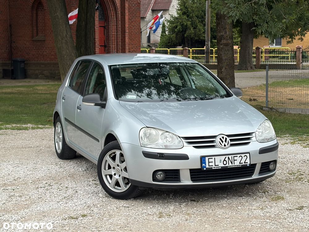 Volkswagen Golf 1.9 TDI DPF Trendline - 3