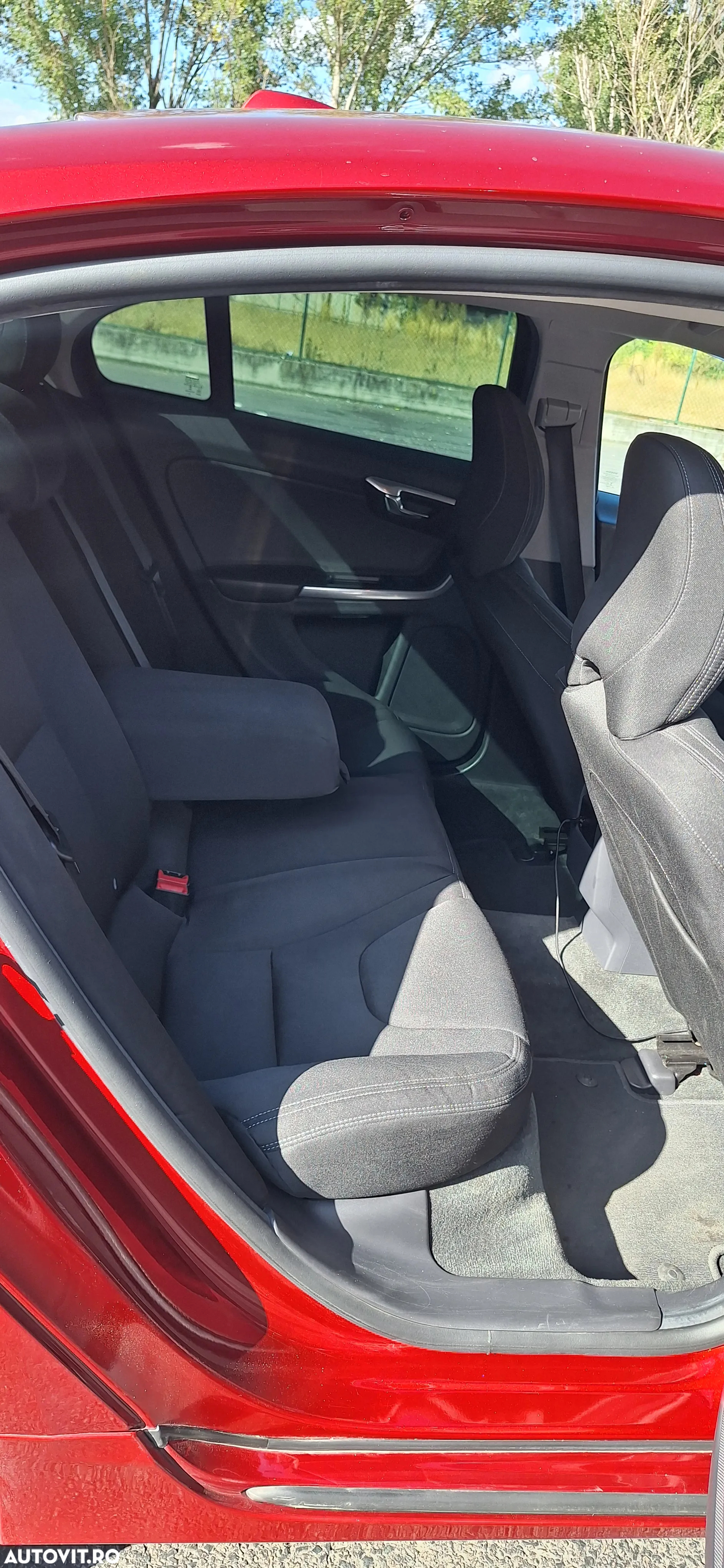 Volvo S60 D2 Momentum - 10