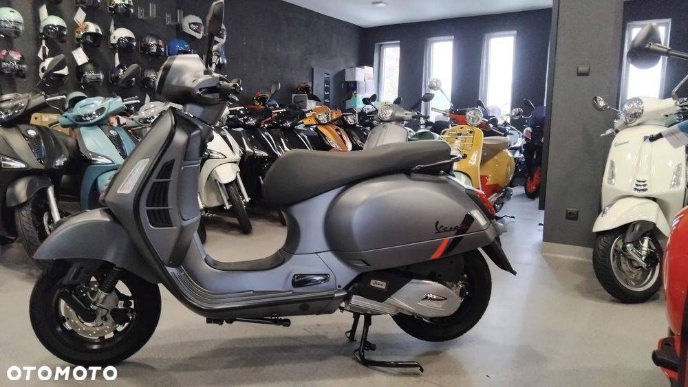 Vespa GTS - 5