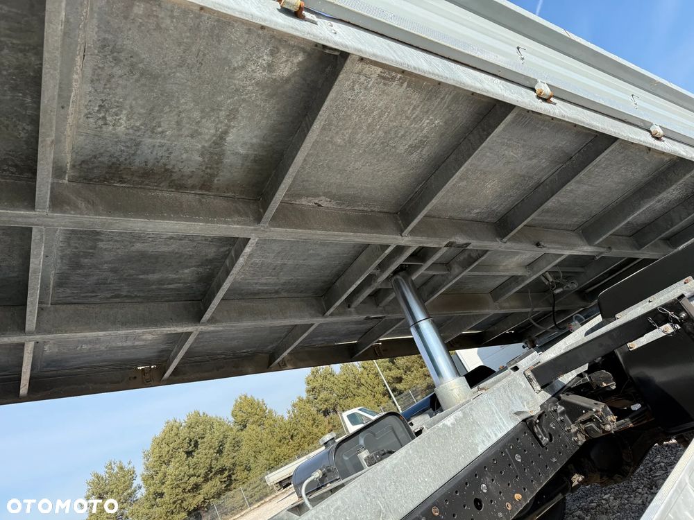 Mitsubishi CANTER FUSO - 16