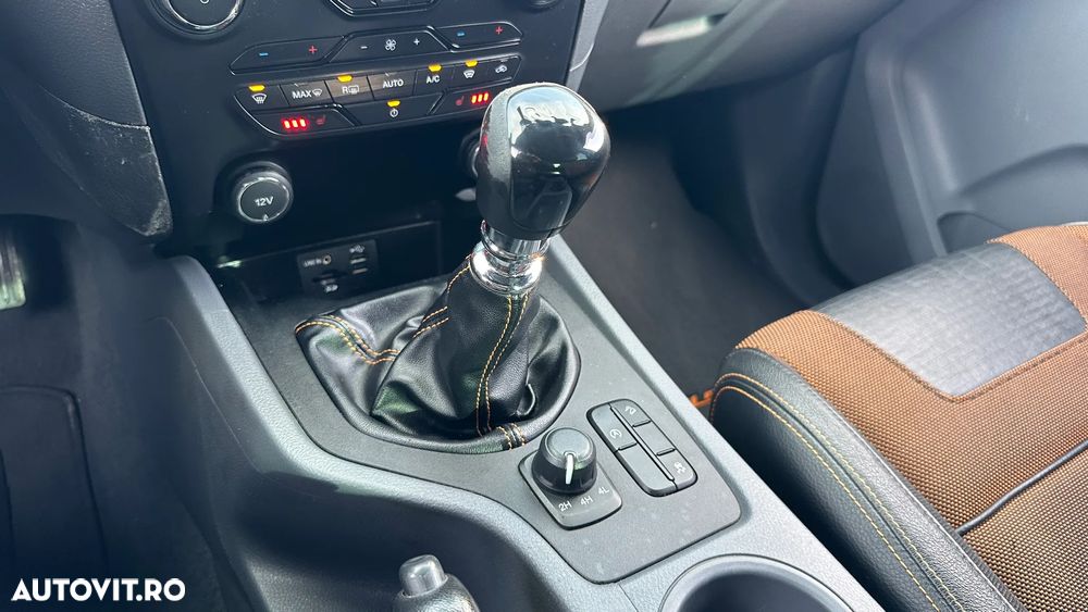 Ford Ranger 4x4 Cabina Dubla WILDTRACK - 14