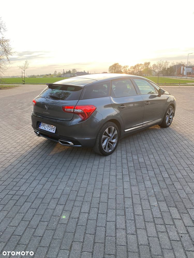 Citroën DS5 2.0 HDi SoChic - 3