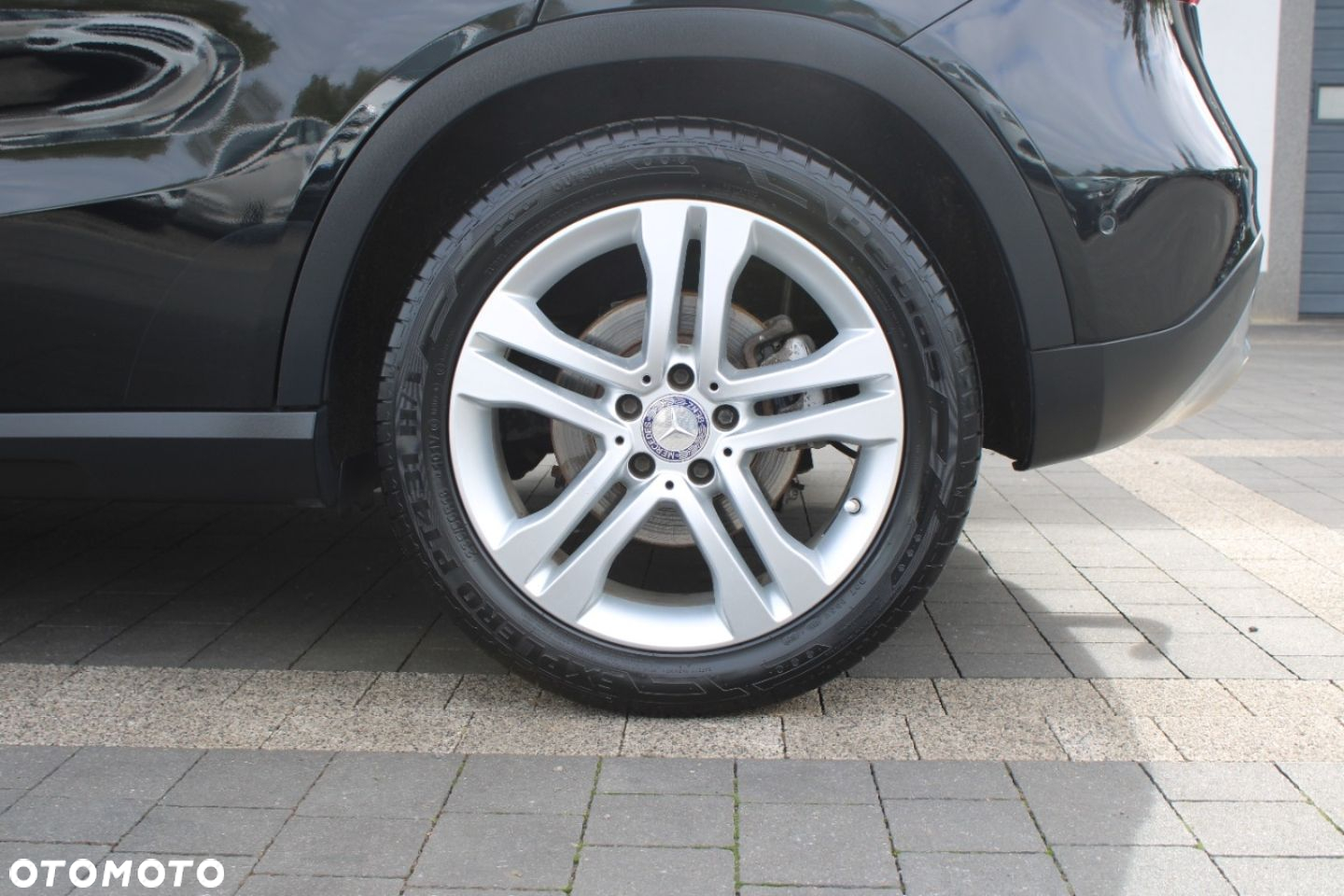 Mercedes-Benz GLA - 21