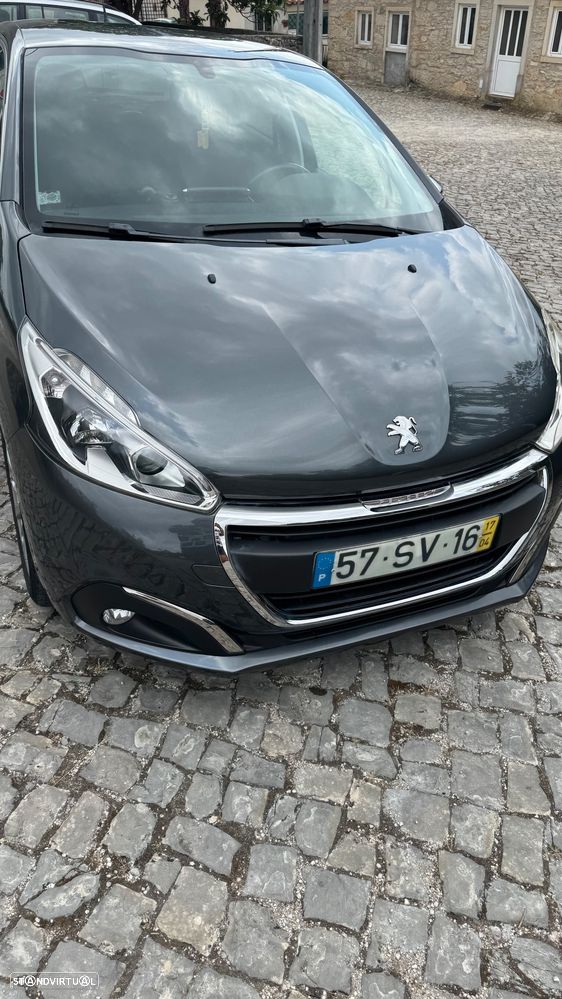 Peugeot 208 1.2 PureTech Style - 21