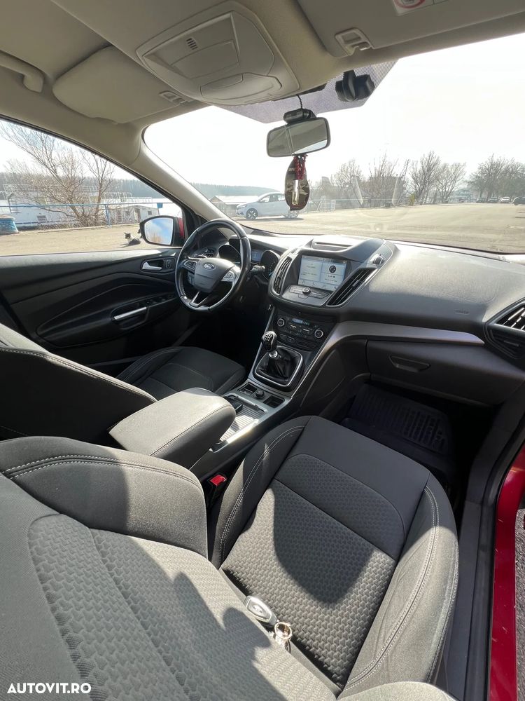 Ford Kuga 1.5 TDCi 2WD Trend - 8