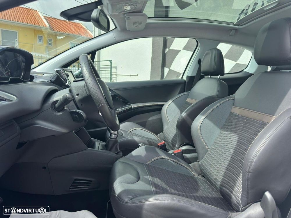 Peugeot 208 1.2 VTi Allure - 7