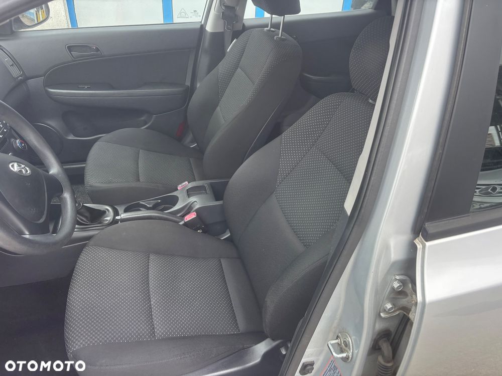 Hyundai i30 1.4 Edition Plus - 25