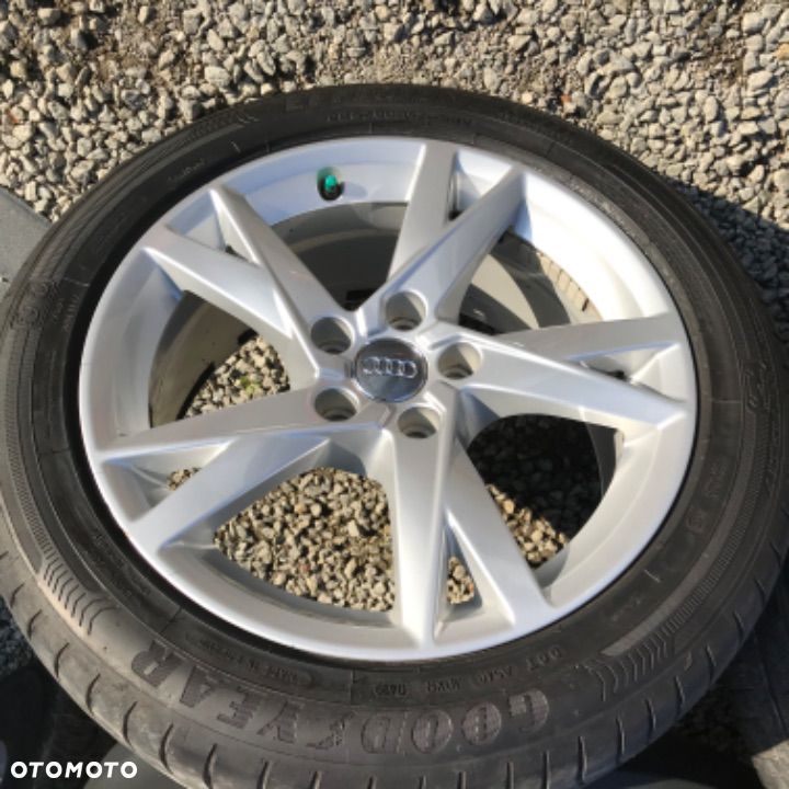 Oryginalne Alu Audi 17 opony Good Year - 6