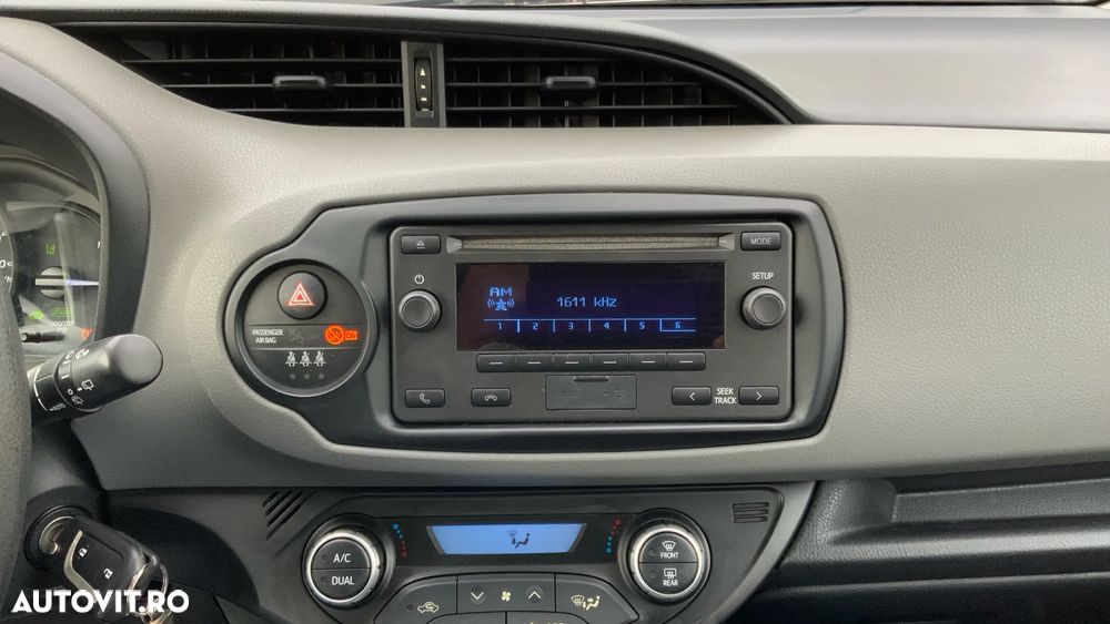 Toyota Yaris 1.5 VVT-i HSD Terra - 17