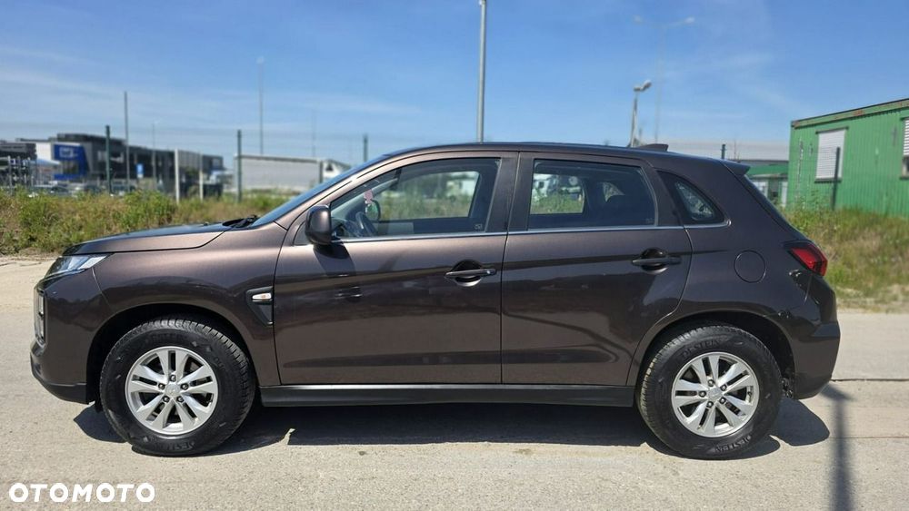 Mitsubishi ASX - 5