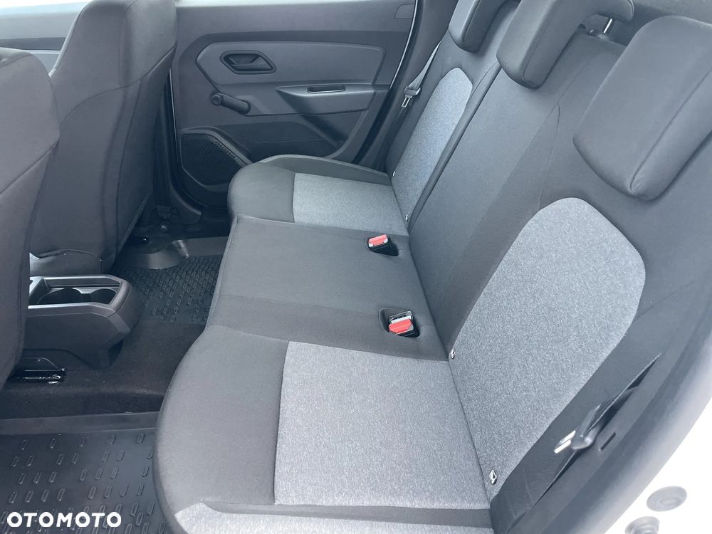 Dacia Duster 1.0 TCe Essential - 16