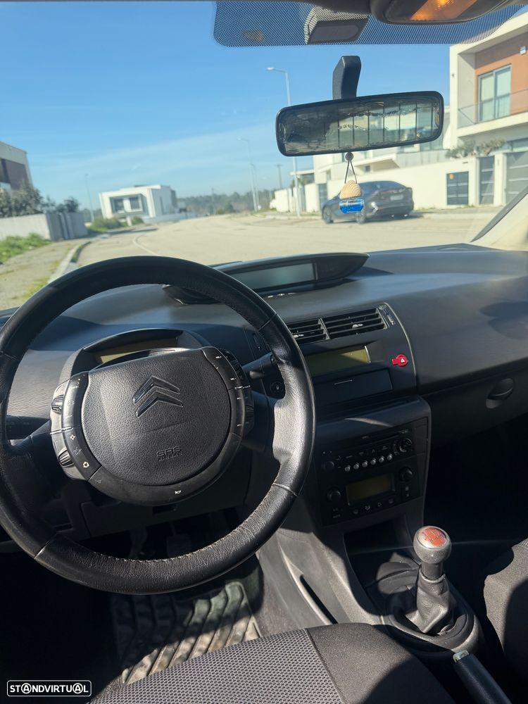 Citroën C4 - 7