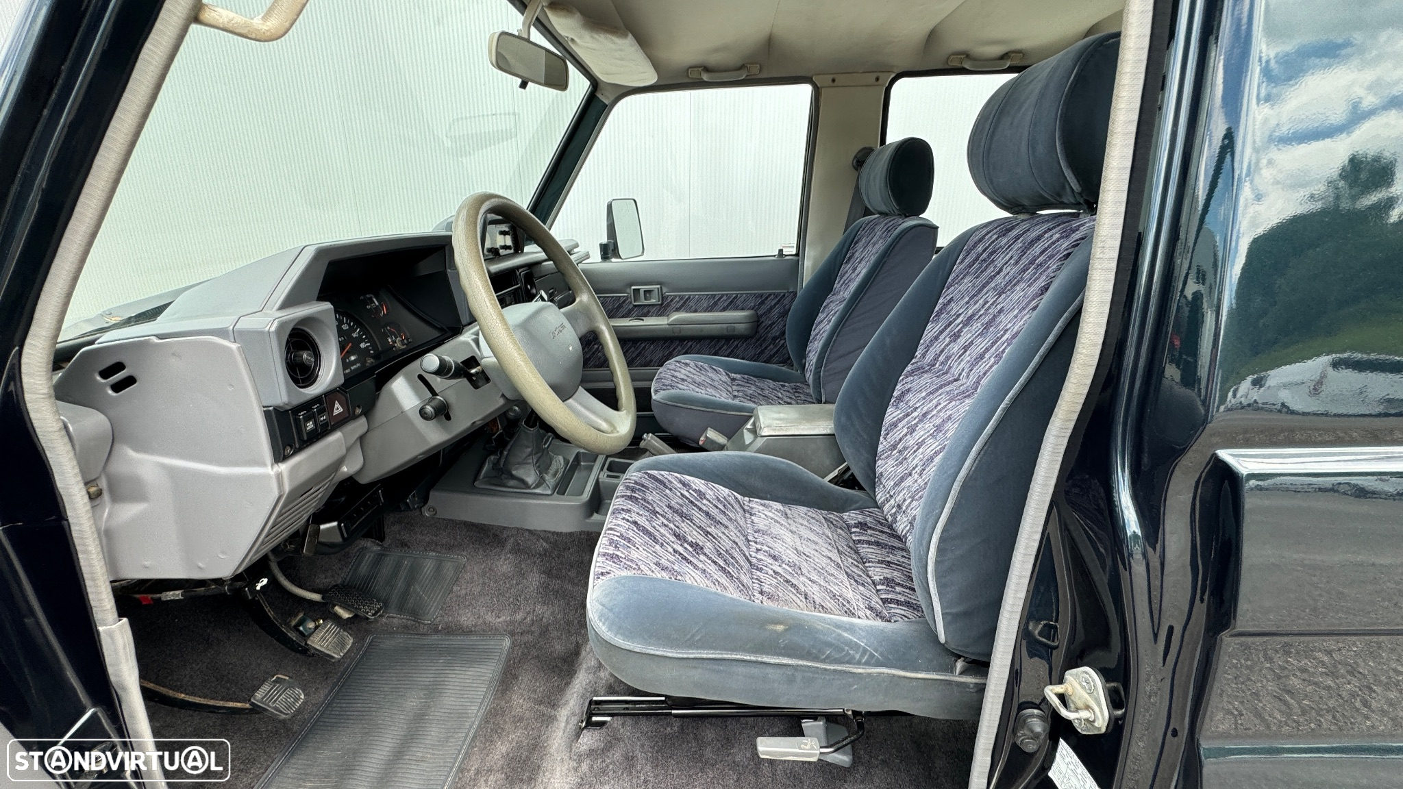 Toyota Land Cruiser 3.0 VX TD - 28