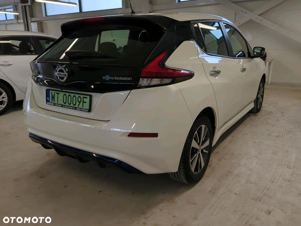 Nissan Leaf 40kWh Acenta (6.6 kW) - 2
