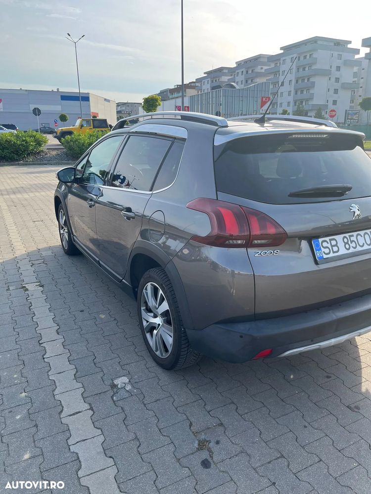 Peugeot 2008 - 5