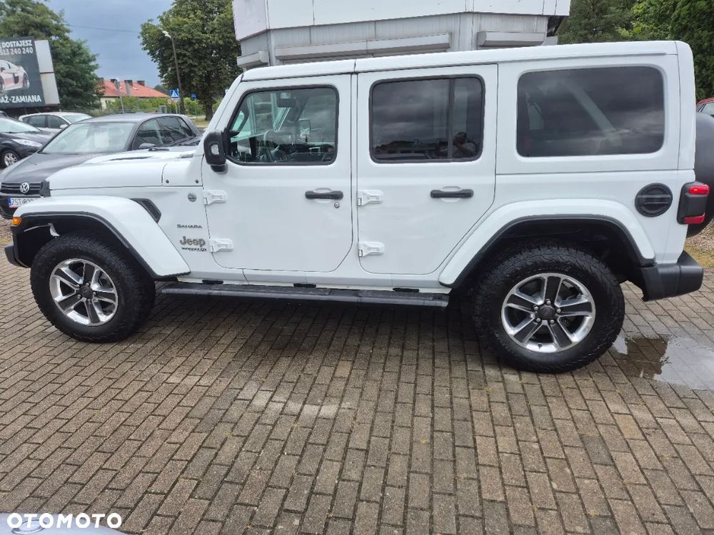 Jeep Wrangler Unlimited GME 2.0 Turbo Sahara - 8