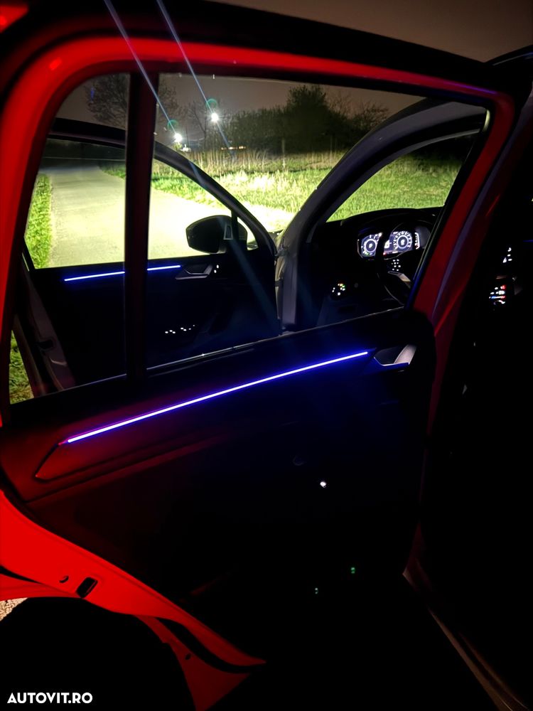 Volkswagen Tiguan - 7