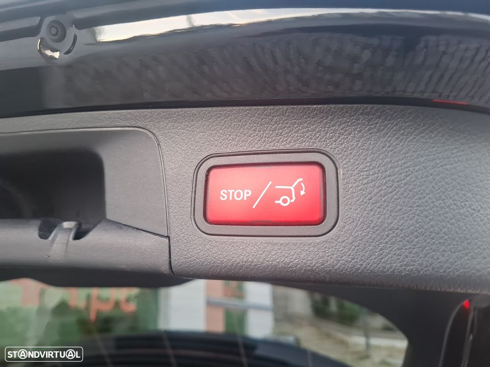 Mercedes-Benz GLA 250 e 8G-DCT AMG Line - 53