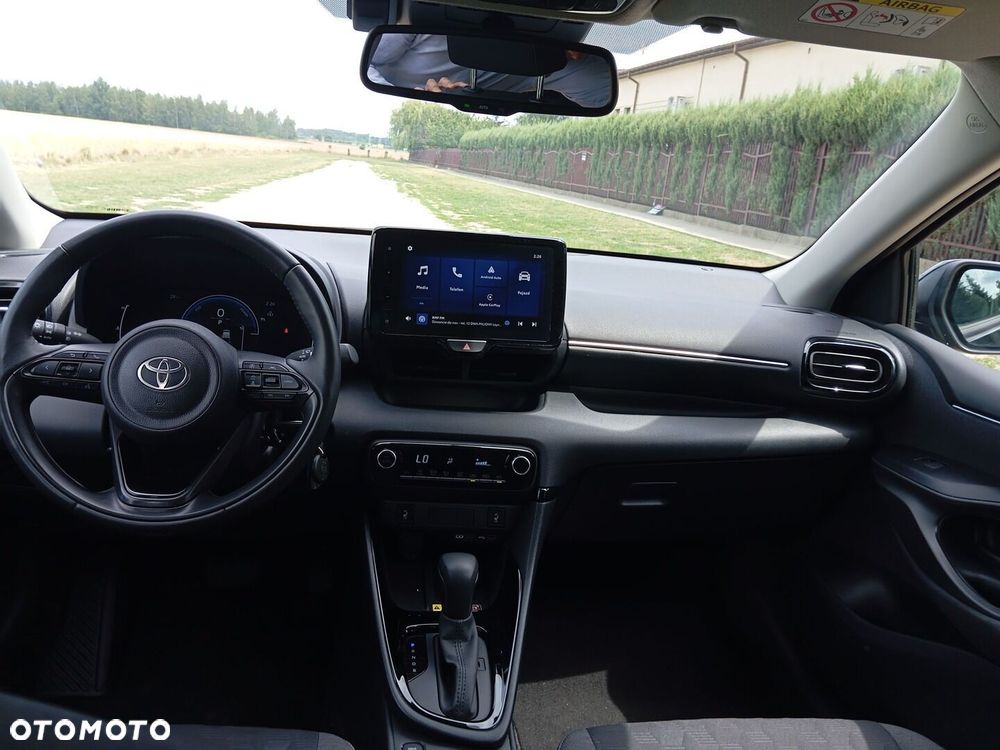 Toyota Yaris Hybrid 1.5 Style - 13