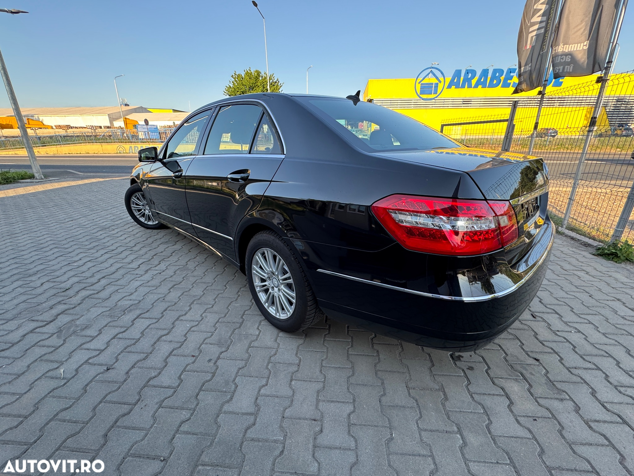 Mercedes-Benz E - 4