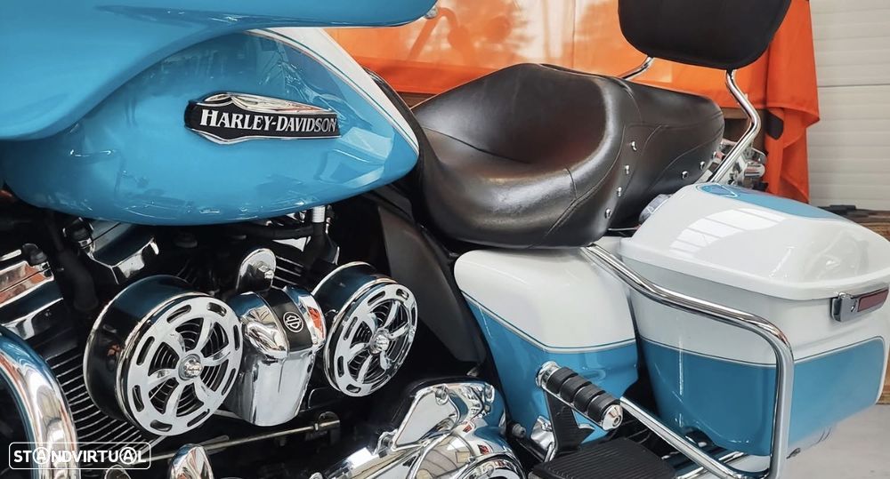 Harley-Davidson FLHRCI Ultra Glide / Street Pack - 7