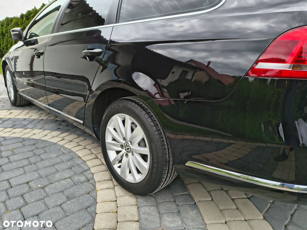 Volkswagen Passat 2.0 TDI DSG BlueMotion Technology Comfortline - 9