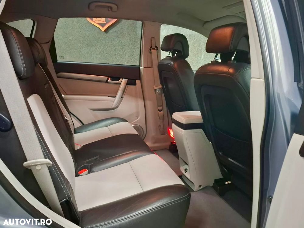 Chevrolet Captiva 2.2D AWD Plus Aut. 7 locuri LT black leather - 10