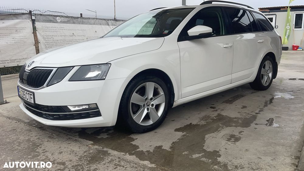 Skoda Octavia - 2