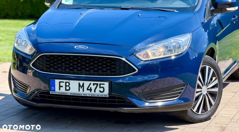 Ford Focus 1.6 Ambiente Start - 16