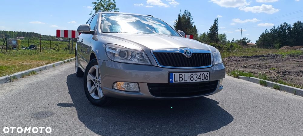 Skoda Octavia 1.8 T FSI Ambiente - 1