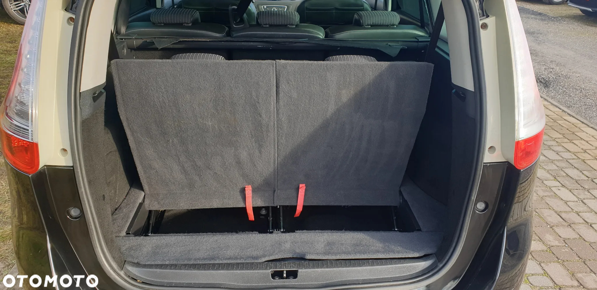 Renault Scenic TCe 130 Luxe - 9