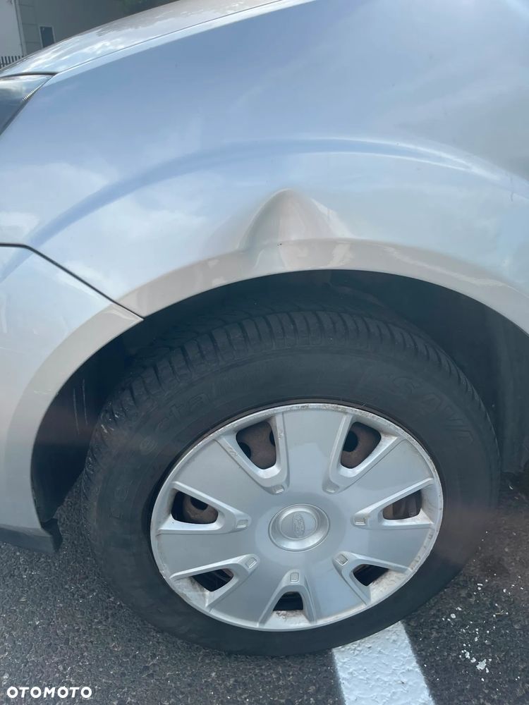 Ford Fiesta 1.3 - 13