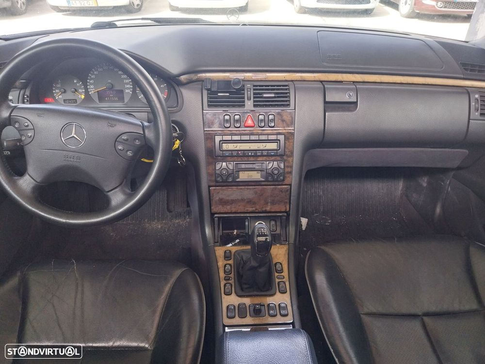 Mercedes-Benz E 270 CDi Avantgarde - 6