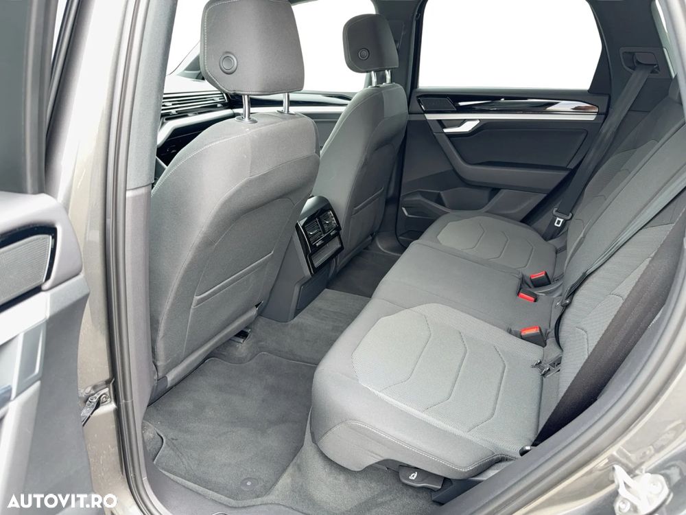 Volkswagen Touareg V6 TDI Style - 10