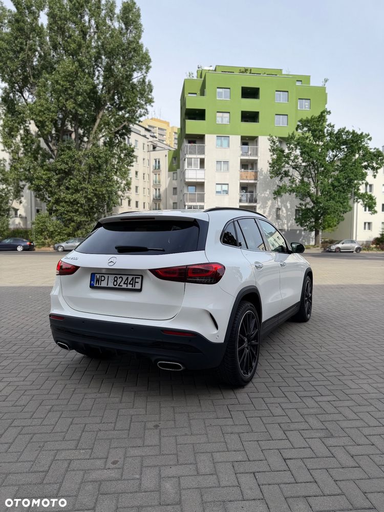 Mercedes-Benz GLA 200 AMG Line - 6