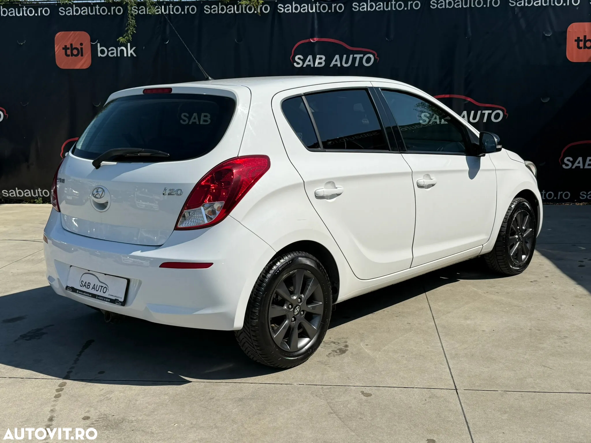 Hyundai i20 1.2 Comfort - 13
