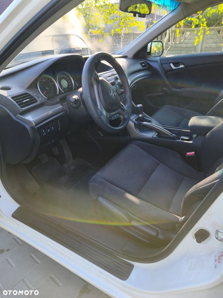 Honda Accord 2.0 Comfort - 6